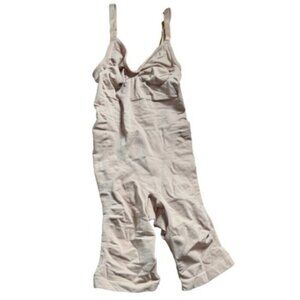 SKIMS Mid-Thigh Bodysuit Seamless Sculpt S/M (US 4-10) Ochre Tan NWOT MSRP $74